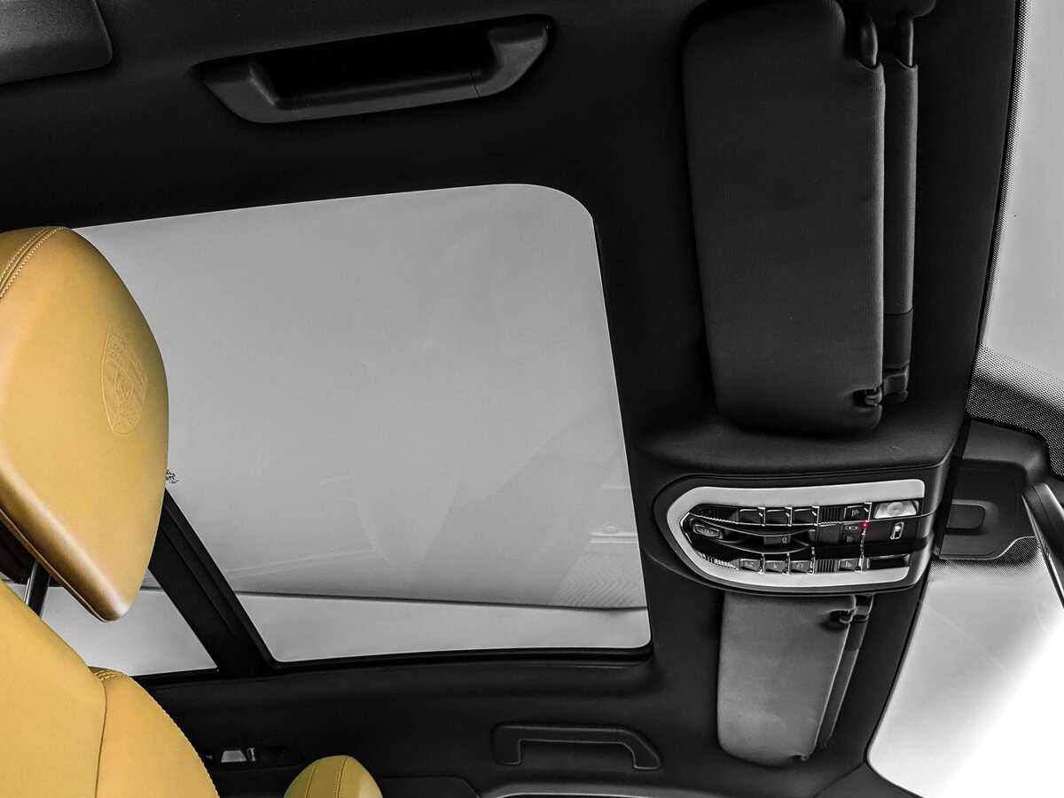 Porsche Cayenne с пробегом — 2014 год. Фото: #19