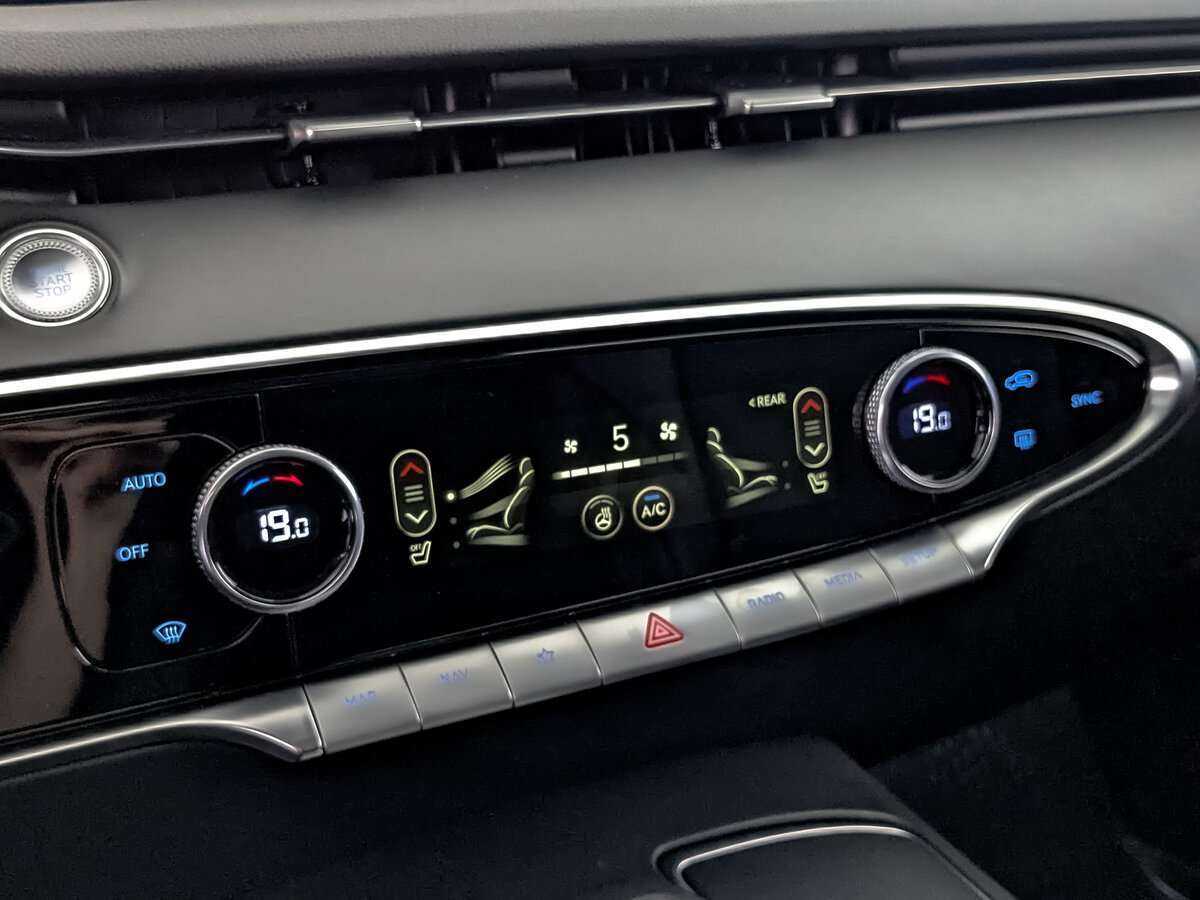 Genesis GV70 с пробегом — 2021 год. Фото: #20