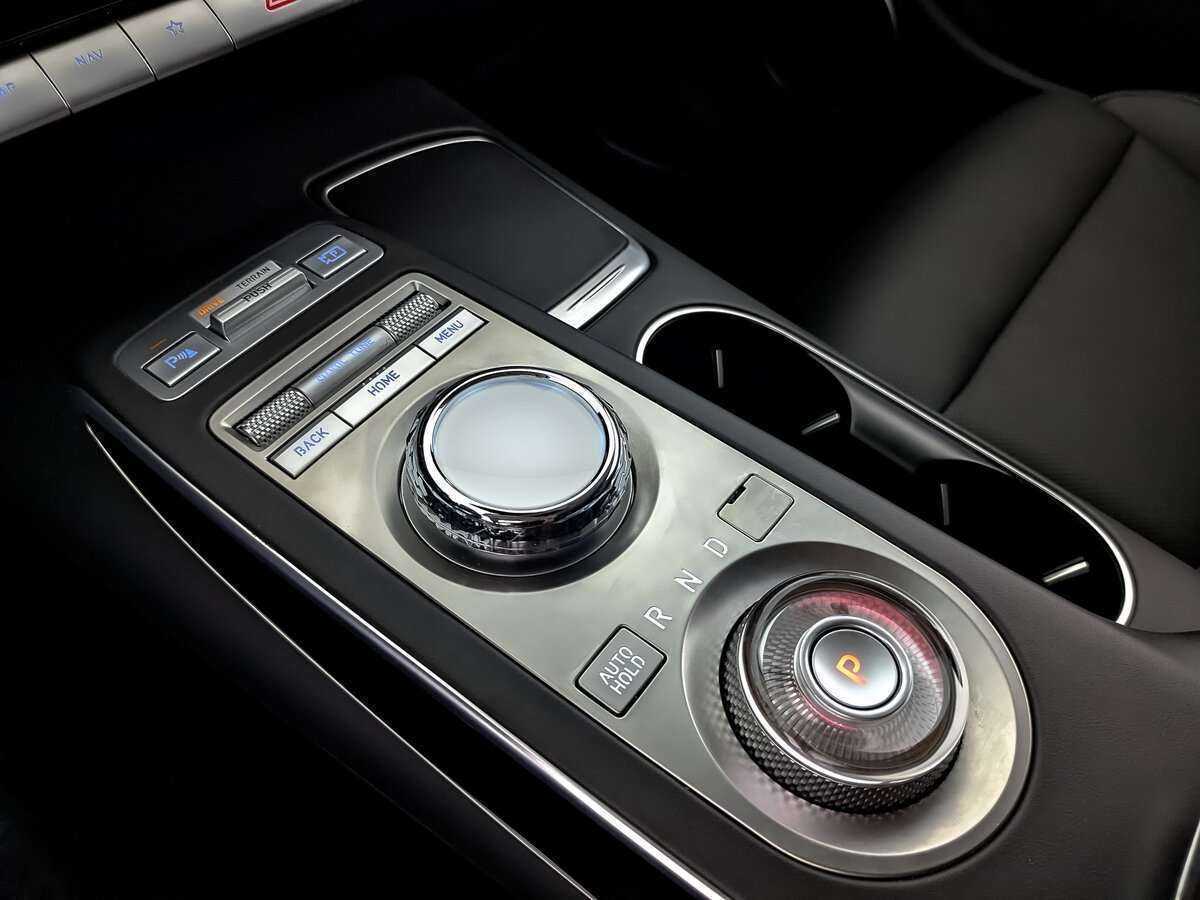 Genesis GV70 с пробегом — 2021 год. Фото: #21