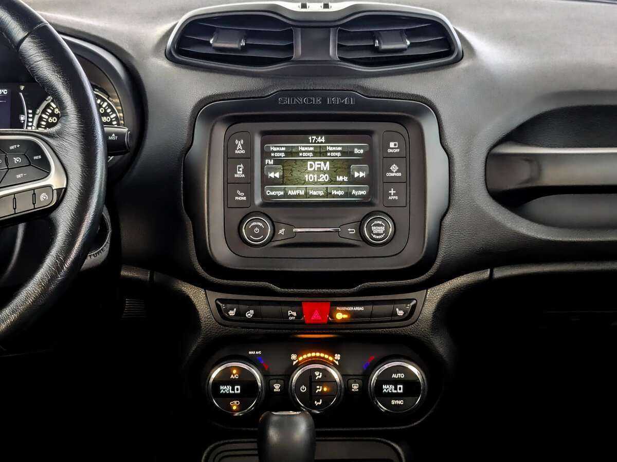 Jeep Renegade с пробегом — 2017 год. Фото: #12