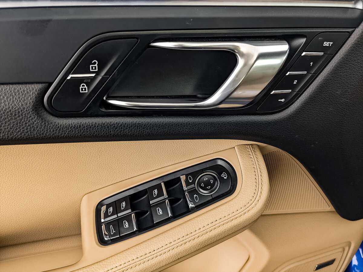 Porsche Macan с пробегом — 2020 год. Фото: #21