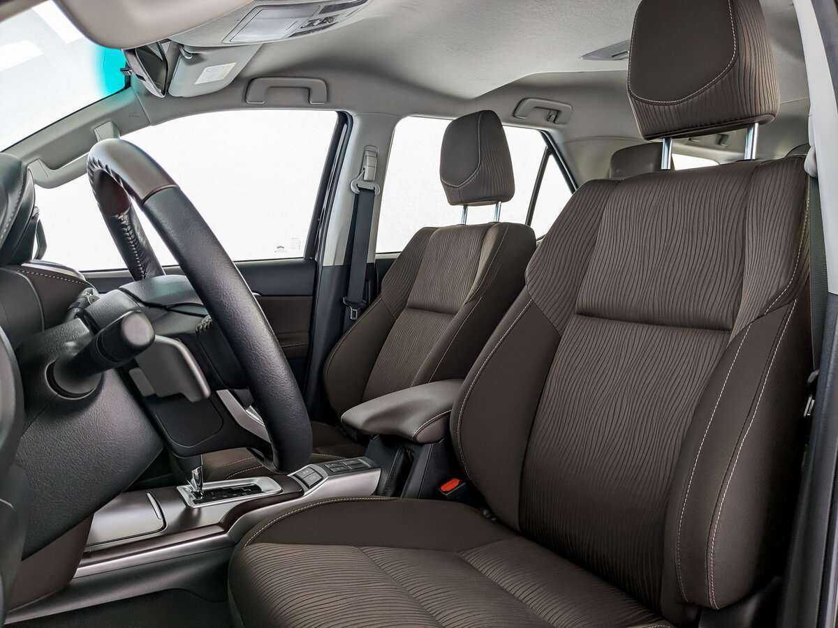 Toyota Fortuner с пробегом — 2018 год. Фото: #15