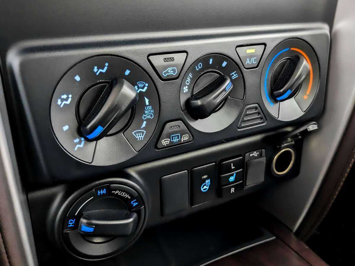 Toyota Fortuner с пробегом — 2018 год. Фото: #20