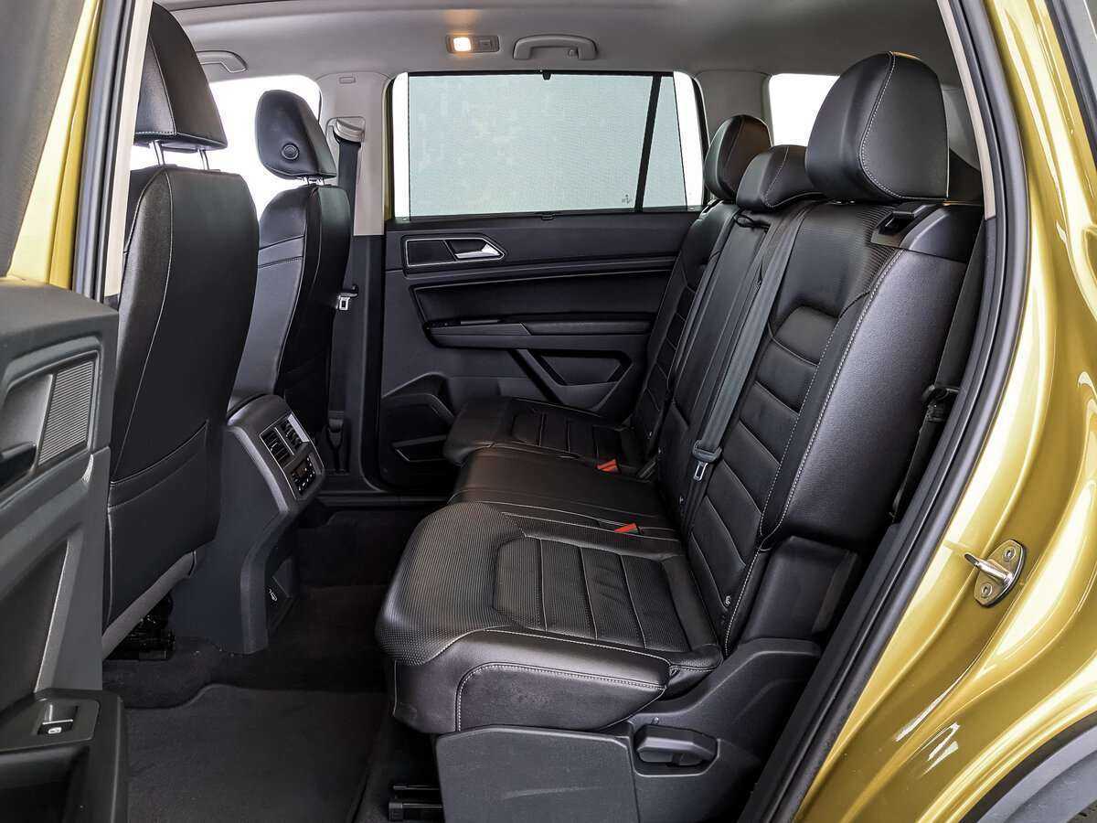 Volkswagen Teramont с пробегом — 2018 год. Фото: #12