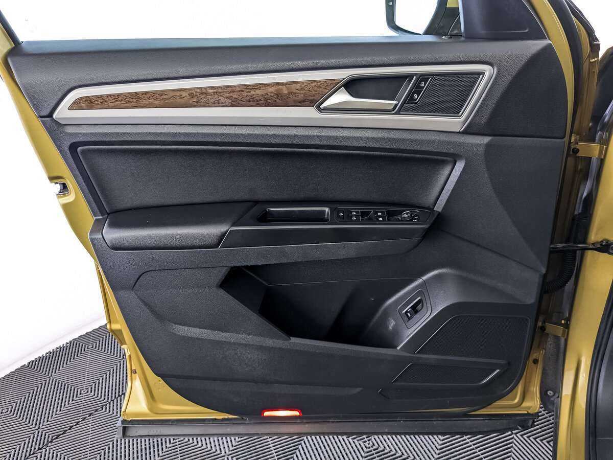 Volkswagen Teramont с пробегом — 2018 год. Фото: #13