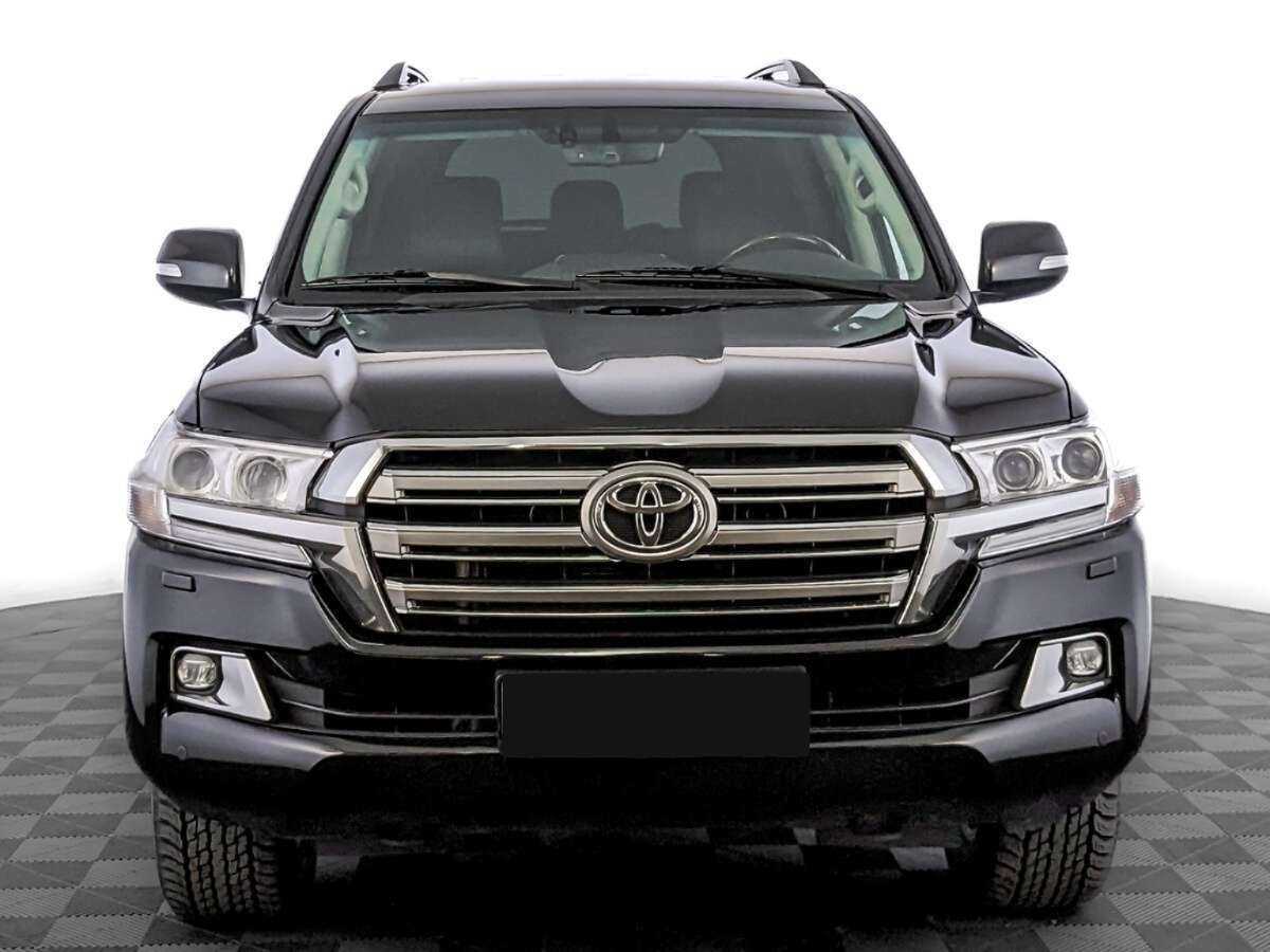 Toyota Land Cruiser с пробегом — 2019 год. Фото: #1