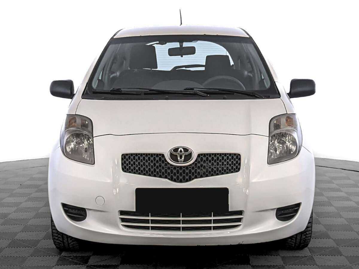 Toyota Yaris с пробегом — 2007 год. Фото: #1