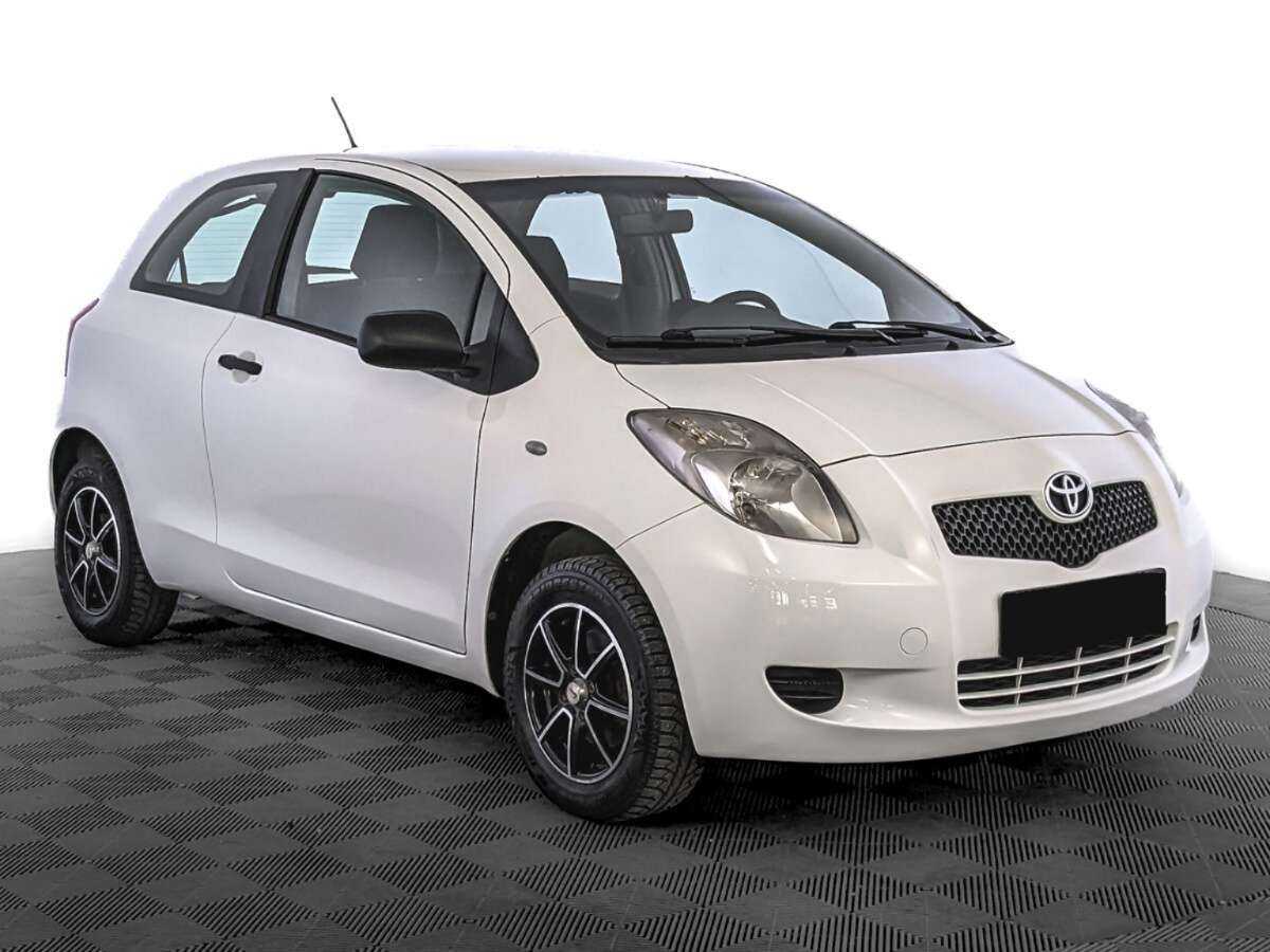 Toyota Yaris с пробегом — 2007 год. Фото: #2