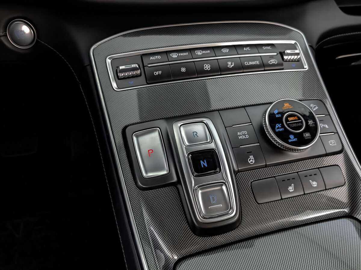 Hyundai Santa Fe с пробегом — 2022 год. Фото: #22