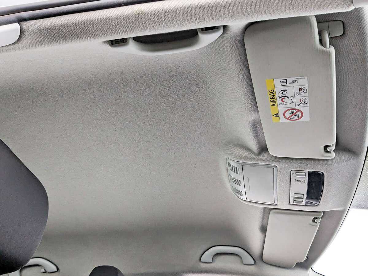 Skoda Rapid с пробегом — 2016 год. Фото: #16