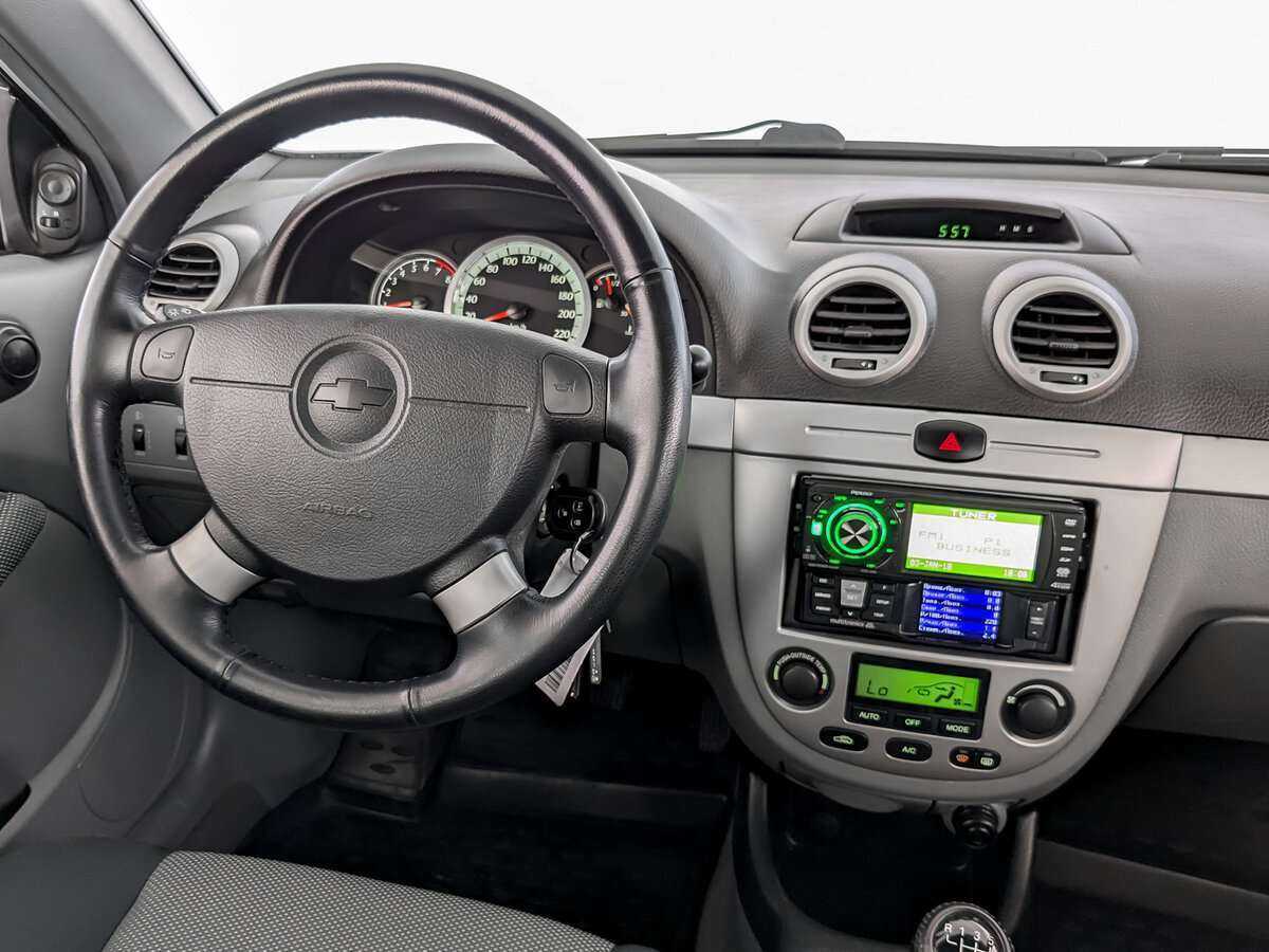 Chevrolet Lacetti с пробегом — 2011 год. Фото: #20