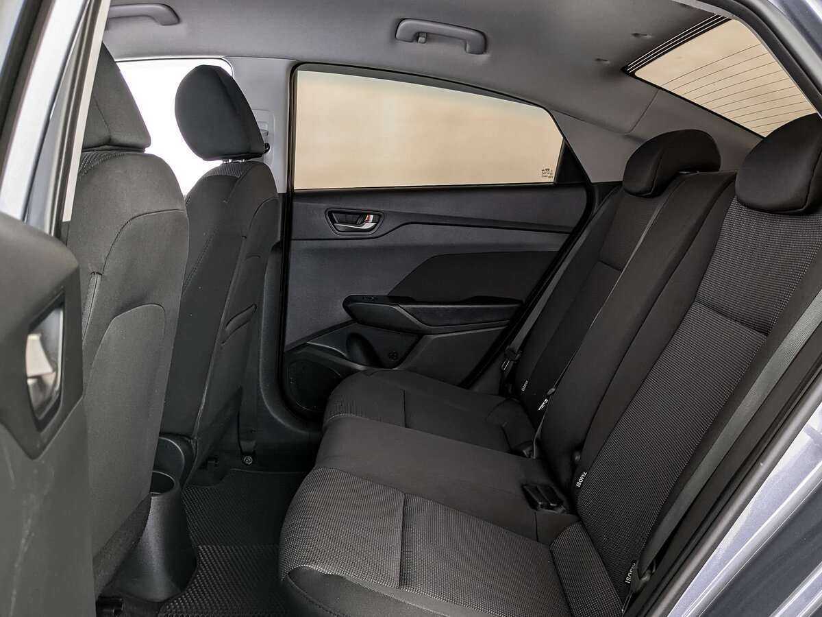 Hyundai Solaris с пробегом — 2018 год. Фото: #17