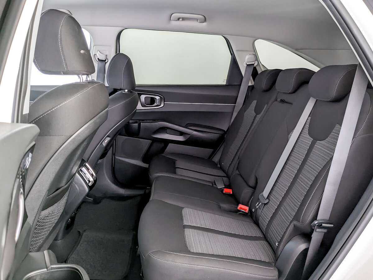 Kia Sorento с пробегом — 2023 год. Фото: #8