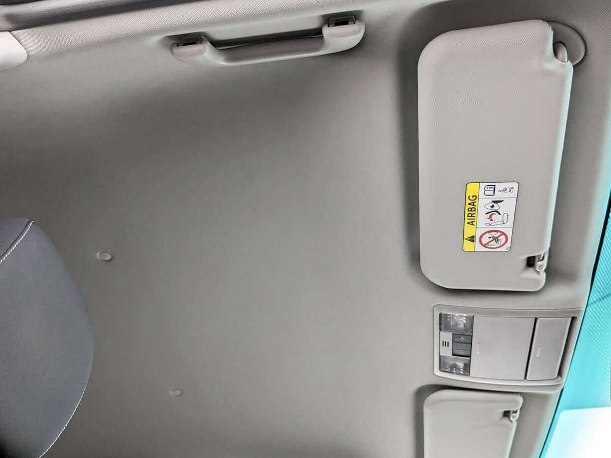 Toyota Verso с пробегом — 2013 год. Фото: #17