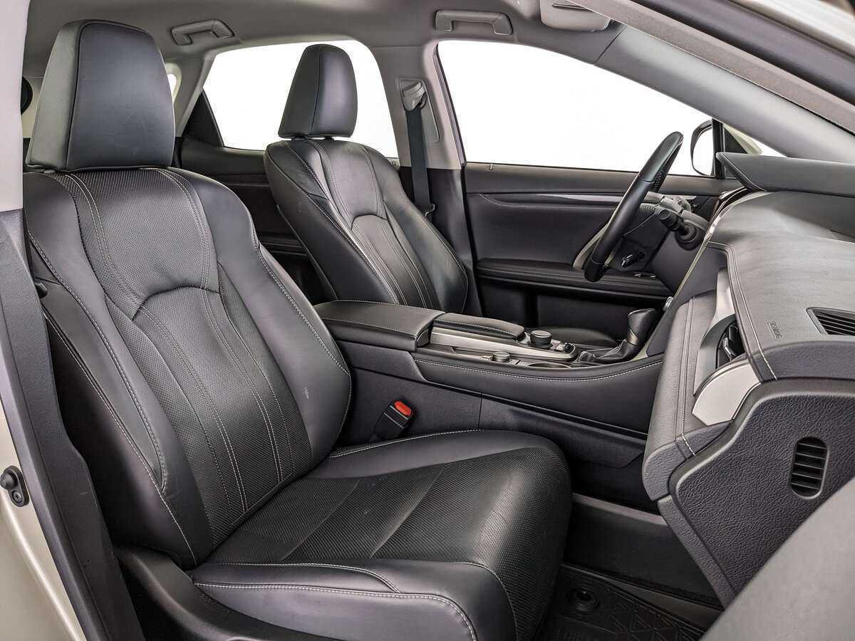 Lexus RX с пробегом — 2019 год. Фото: #19
