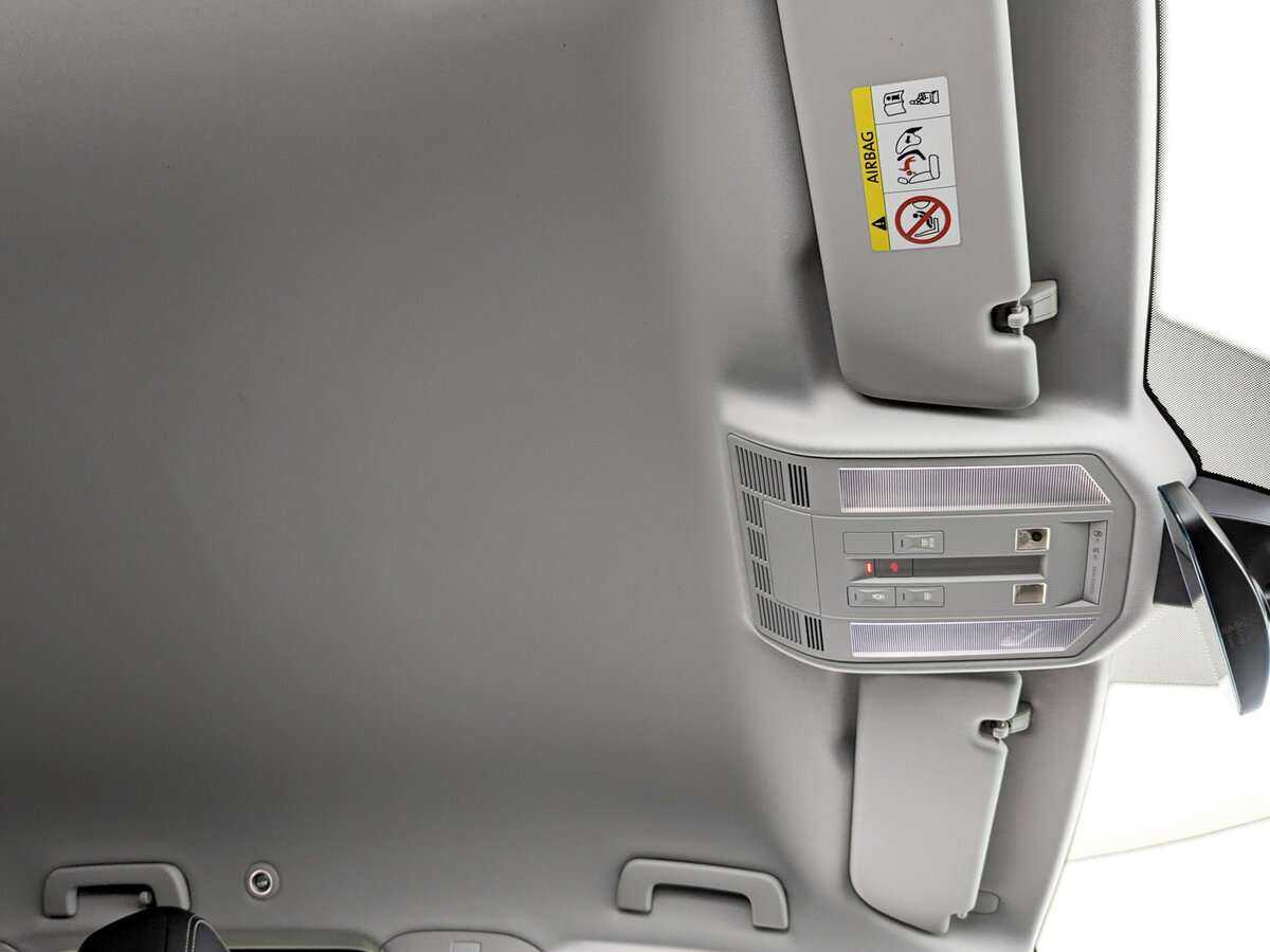 Volkswagen Touareg с пробегом — 2021 год. Фото: #22