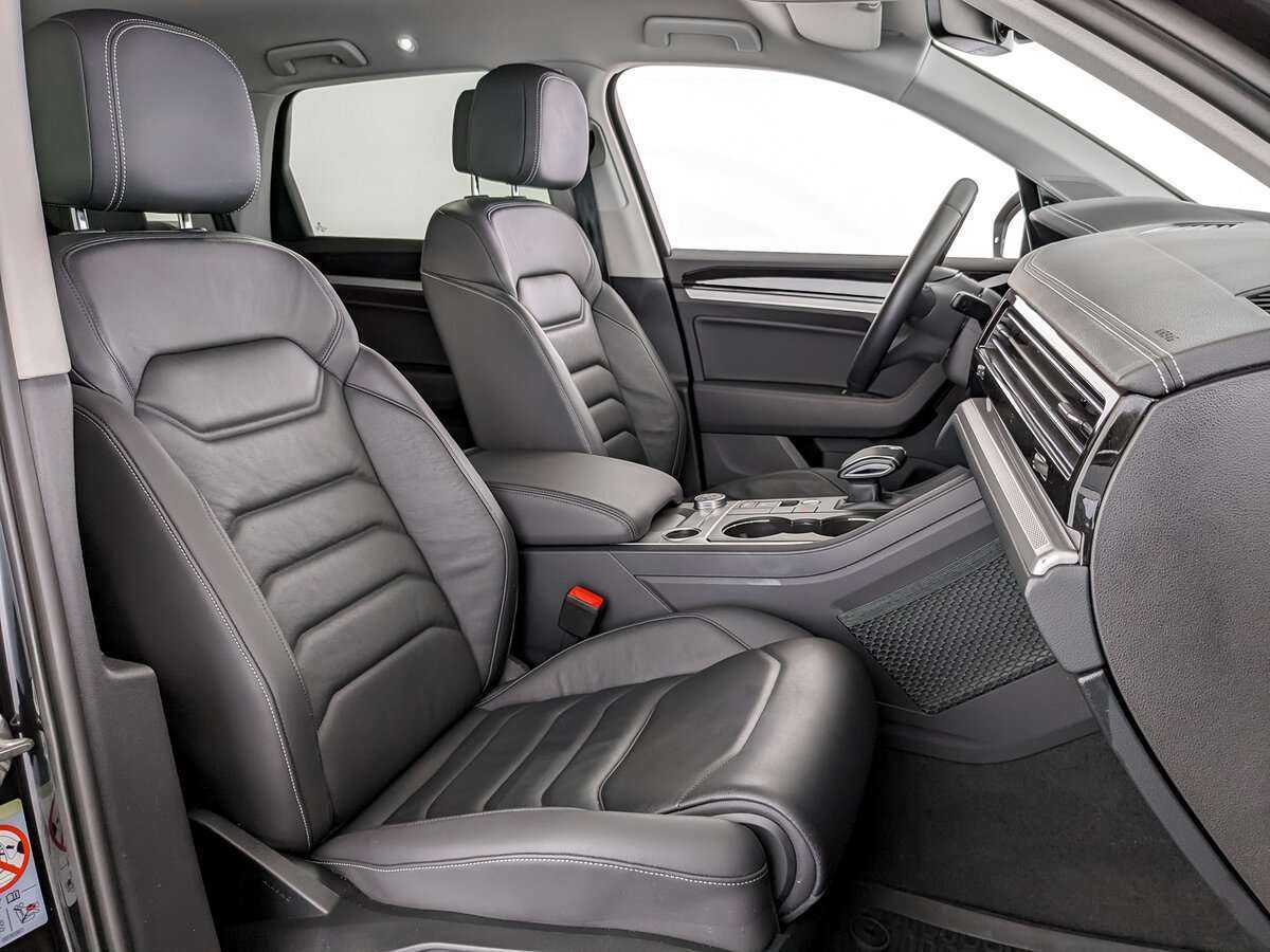 Volkswagen Touareg с пробегом — 2021 год. Фото: #23