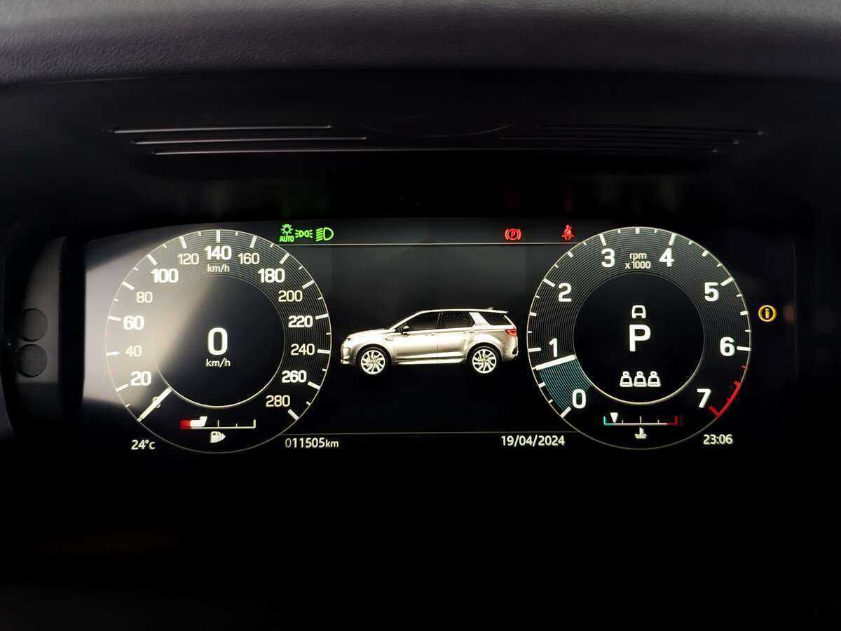 Land Rover Discovery Sport с пробегом — 2022 год. Фото: #9