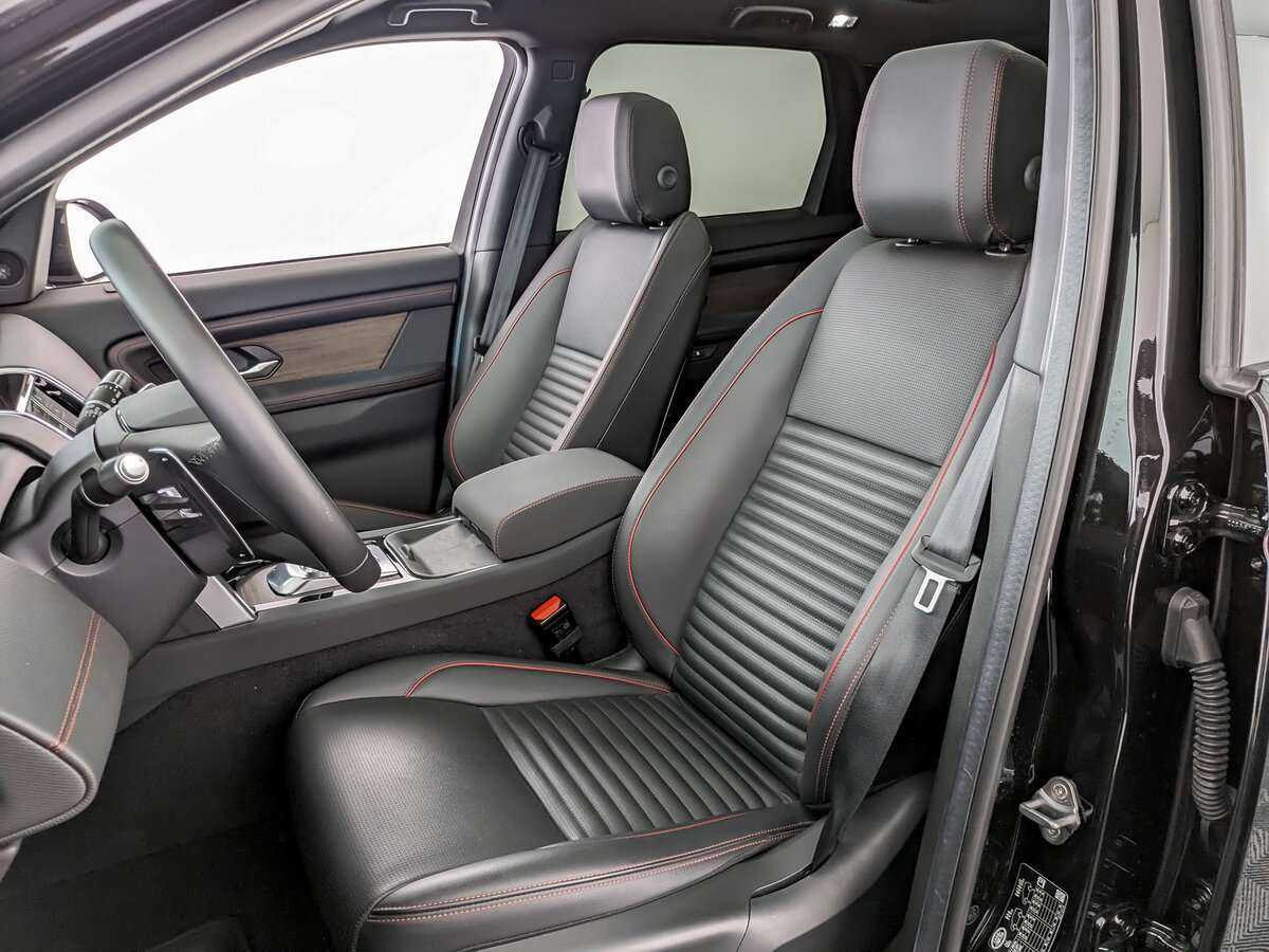 Land Rover Discovery Sport с пробегом — 2022 год. Фото: #14