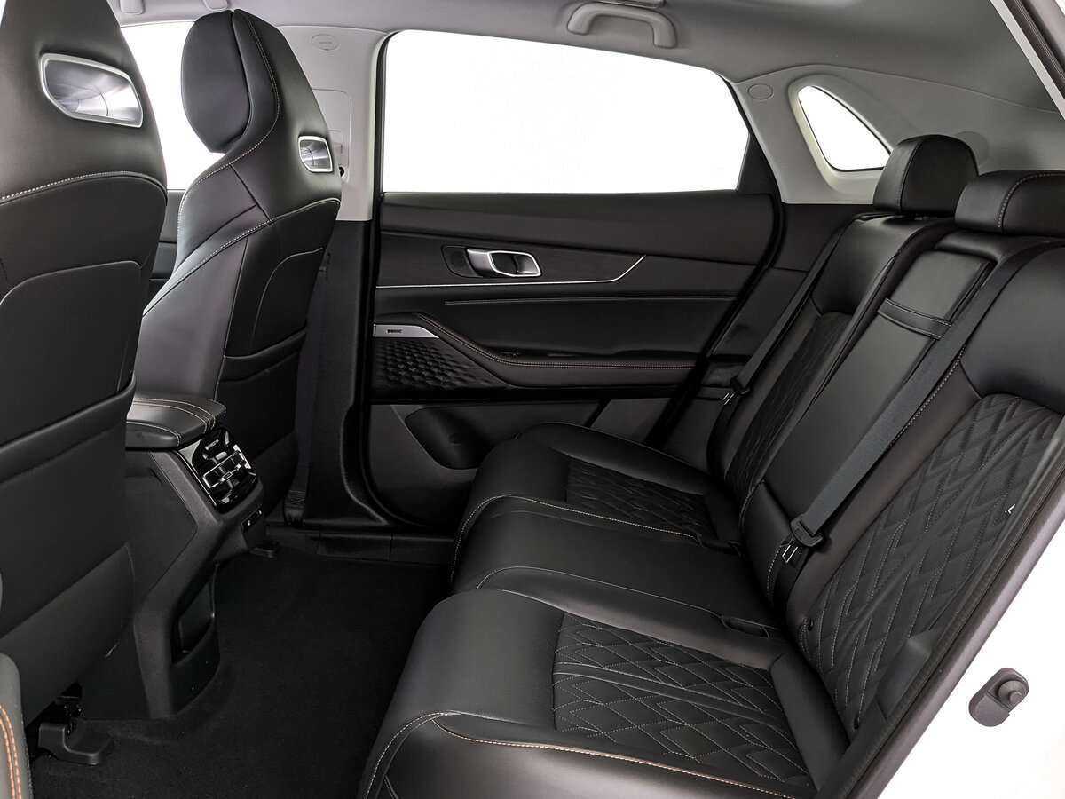 Changan UNI-K с пробегом — 2023 год. Фото: #12