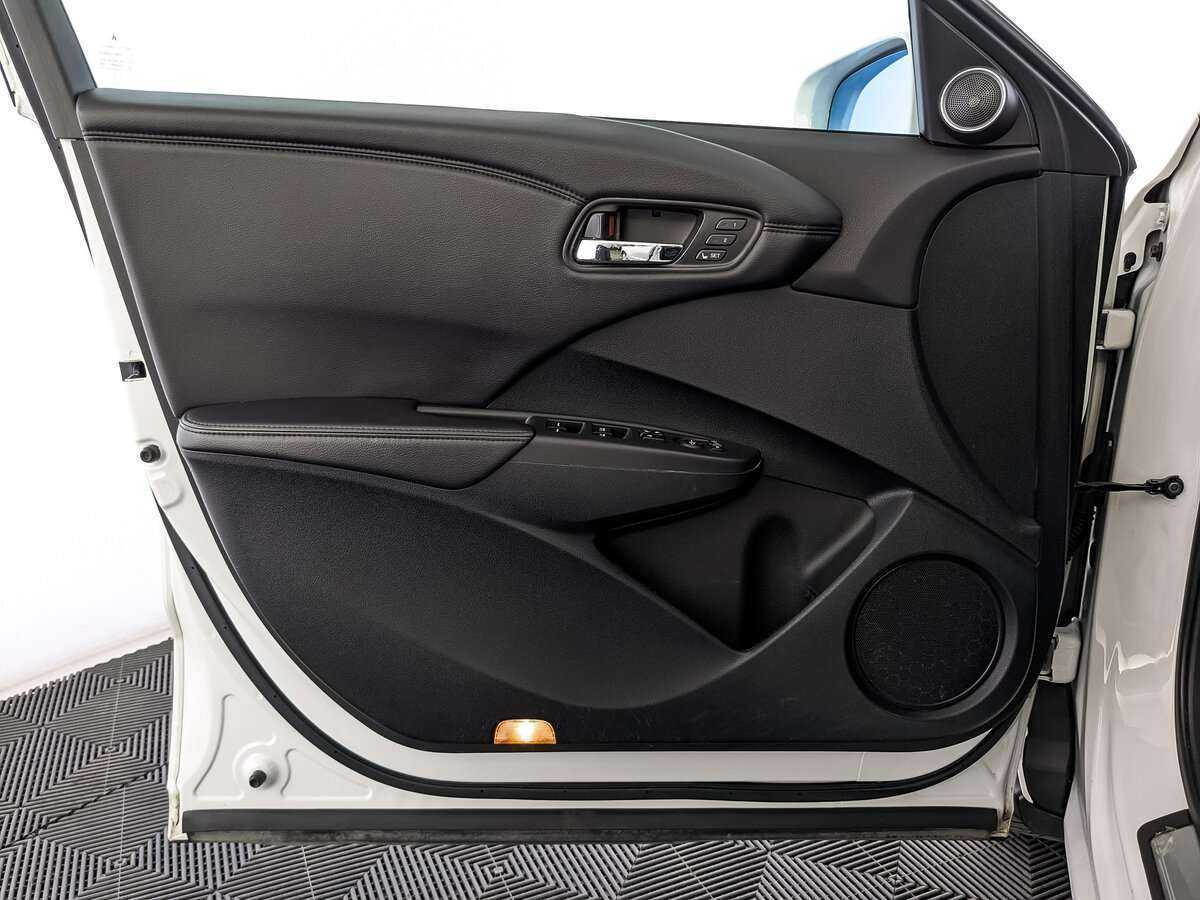 Acura RDX с пробегом — 2014 год. Фото: #15