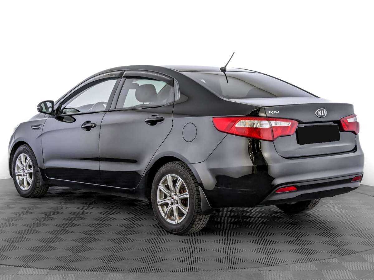 Kia Rio с пробегом — 2014 год. Фото: #6