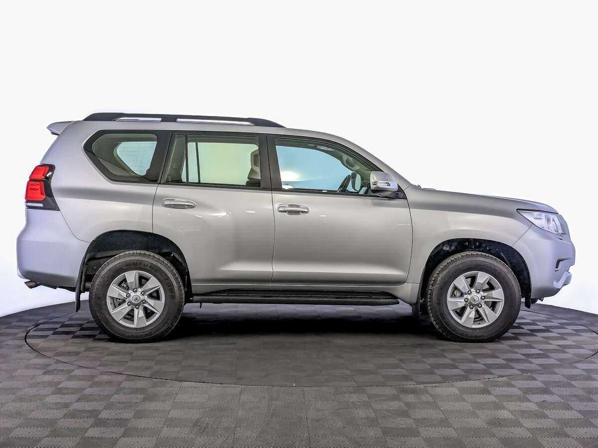 Toyota Land Cruiser Prado с пробегом — 2022 год. Фото: #3
