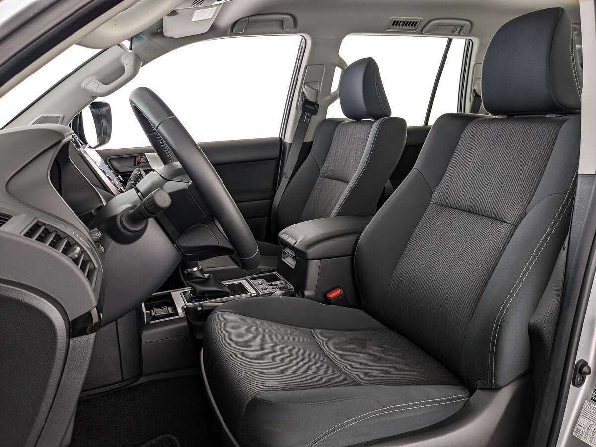 Toyota Land Cruiser Prado с пробегом — 2022 год. Фото: #14