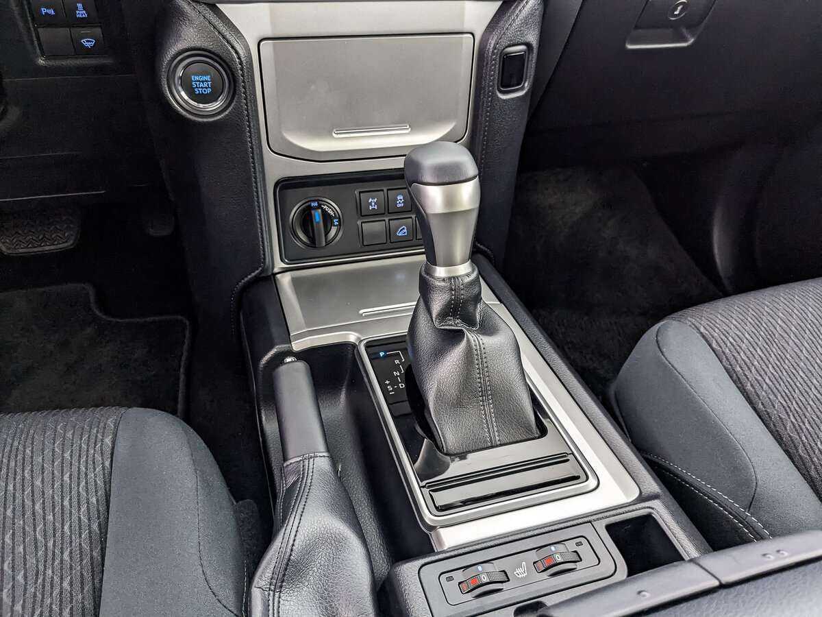 Toyota Land Cruiser Prado с пробегом — 2022 год. Фото: #15