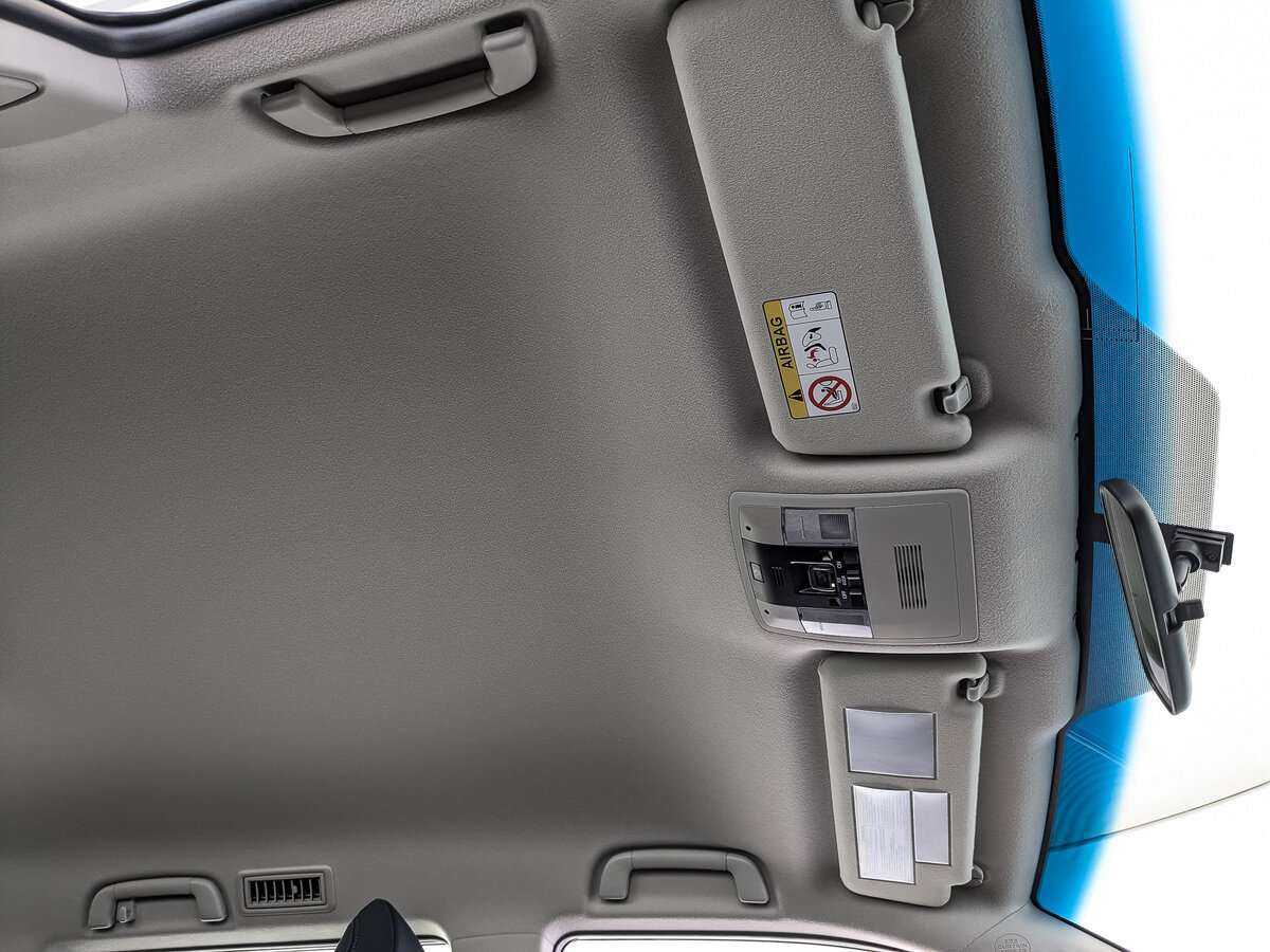 Toyota Land Cruiser Prado с пробегом — 2022 год. Фото: #17