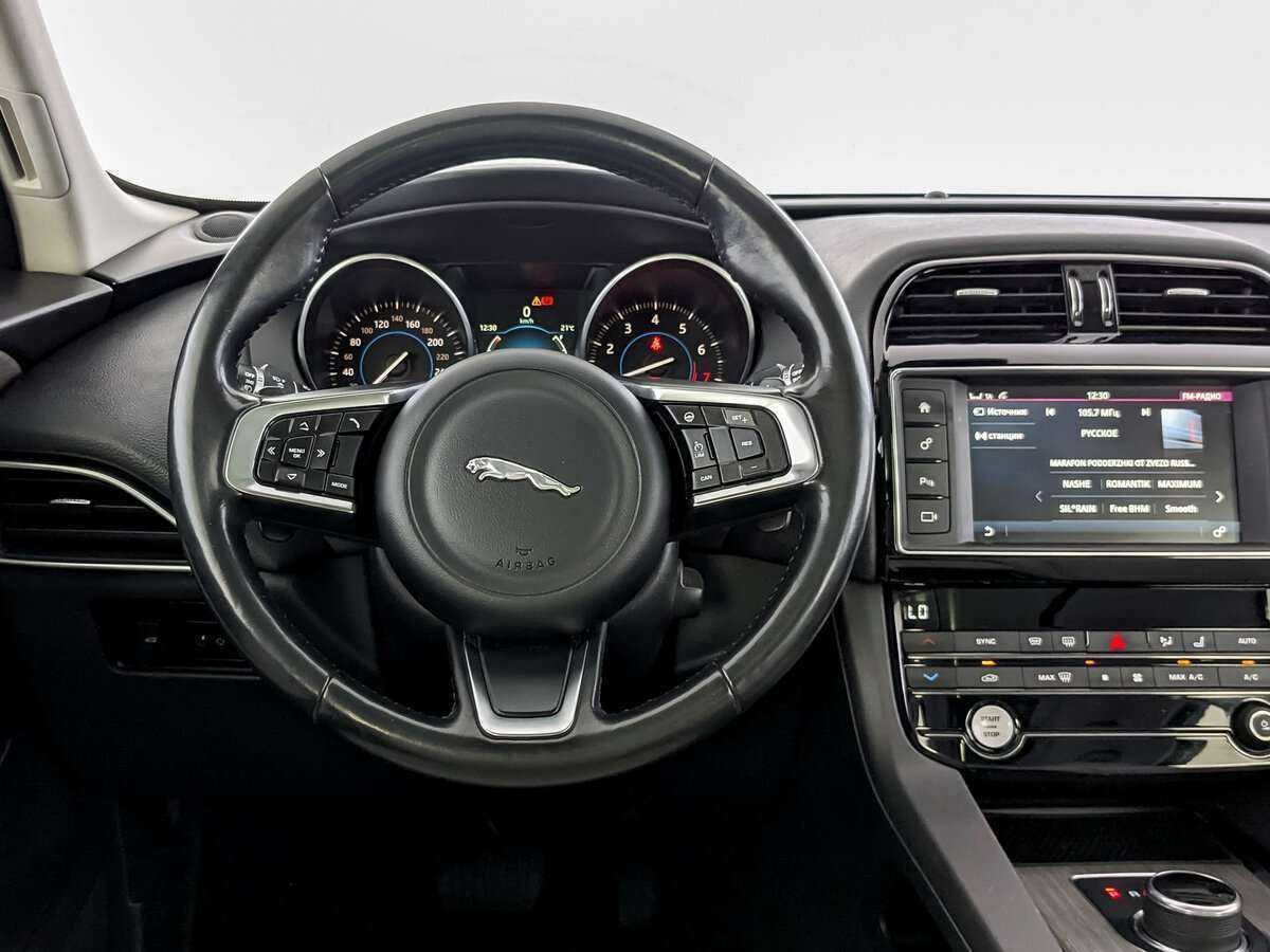Jaguar F-Pace с пробегом — 2017 год. Фото: #20