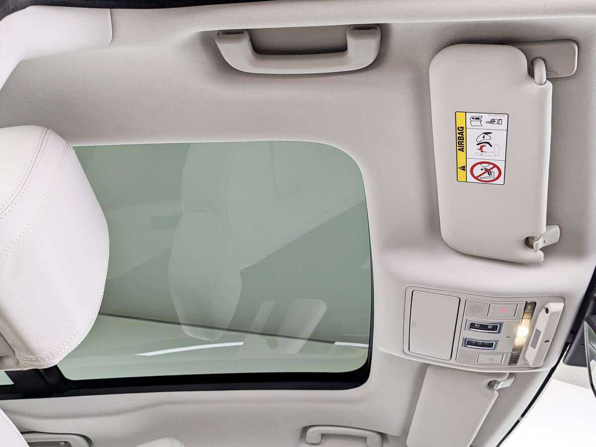 Jaguar F-Pace с пробегом — 2017 год. Фото: #21