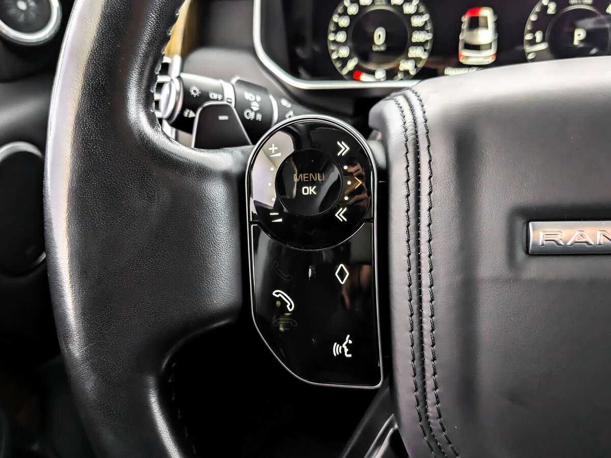 Land Rover Range Rover с пробегом — 2018 год. Фото: #21