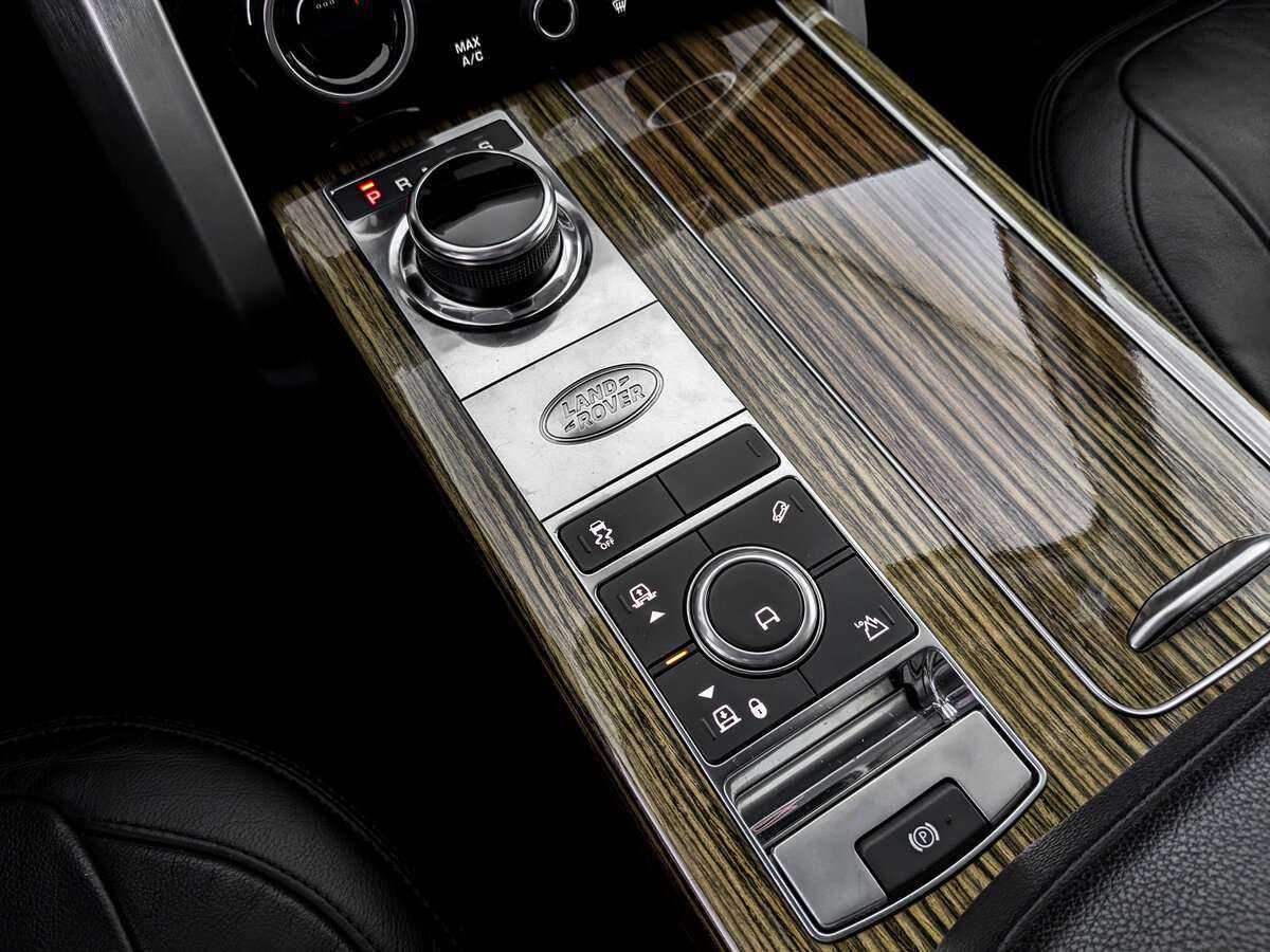 Land Rover Range Rover с пробегом — 2018 год. Фото: #23