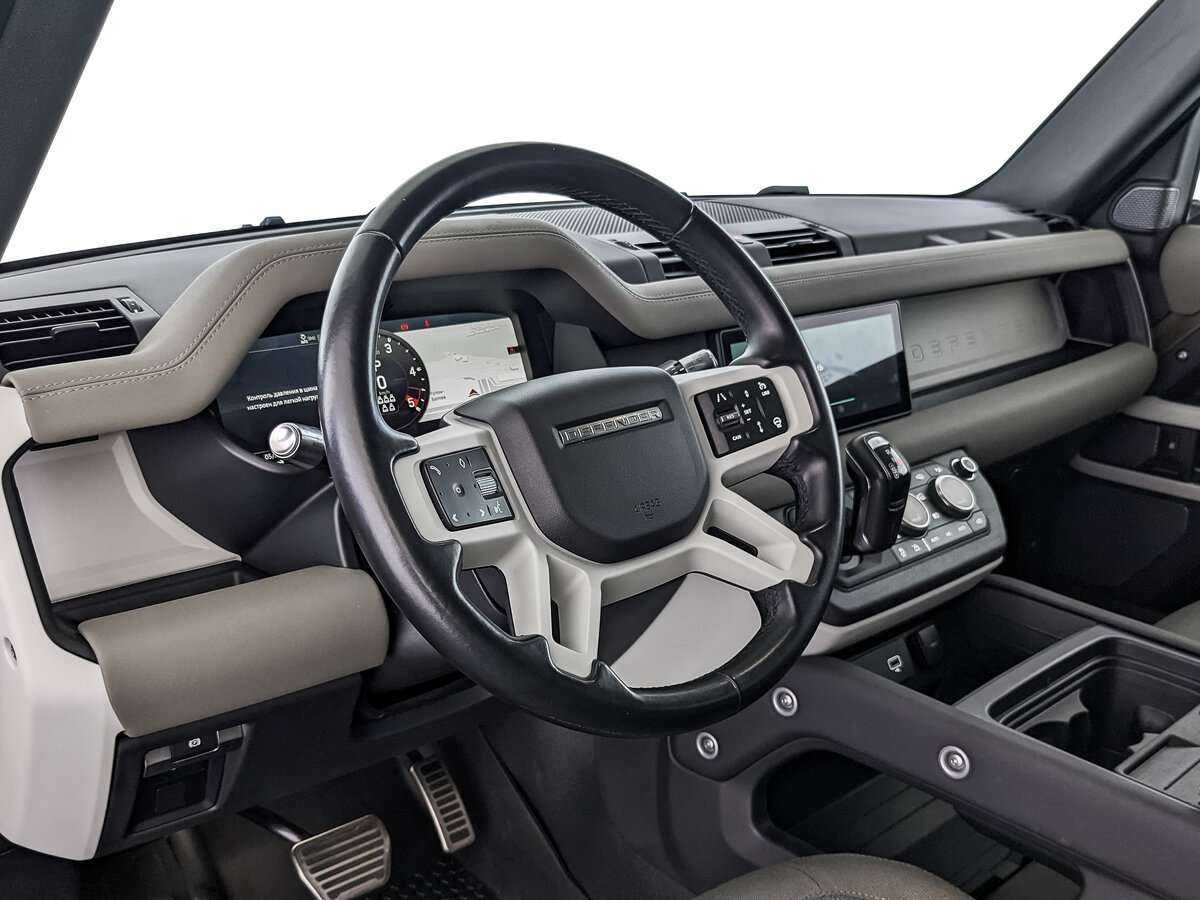 Land Rover Defender с пробегом — 2020 год. Фото: #12