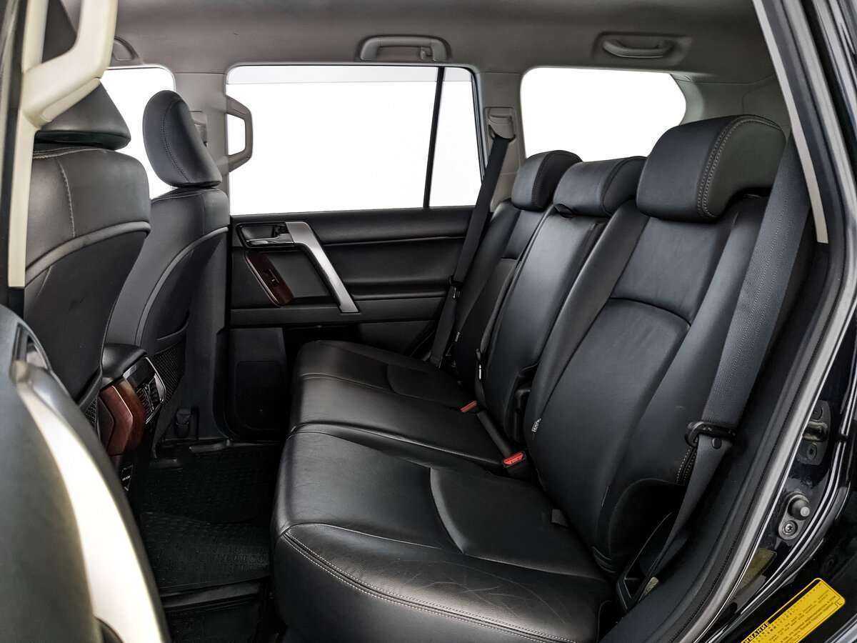 Toyota Land Cruiser Prado с пробегом — 2016 год. Фото: #15