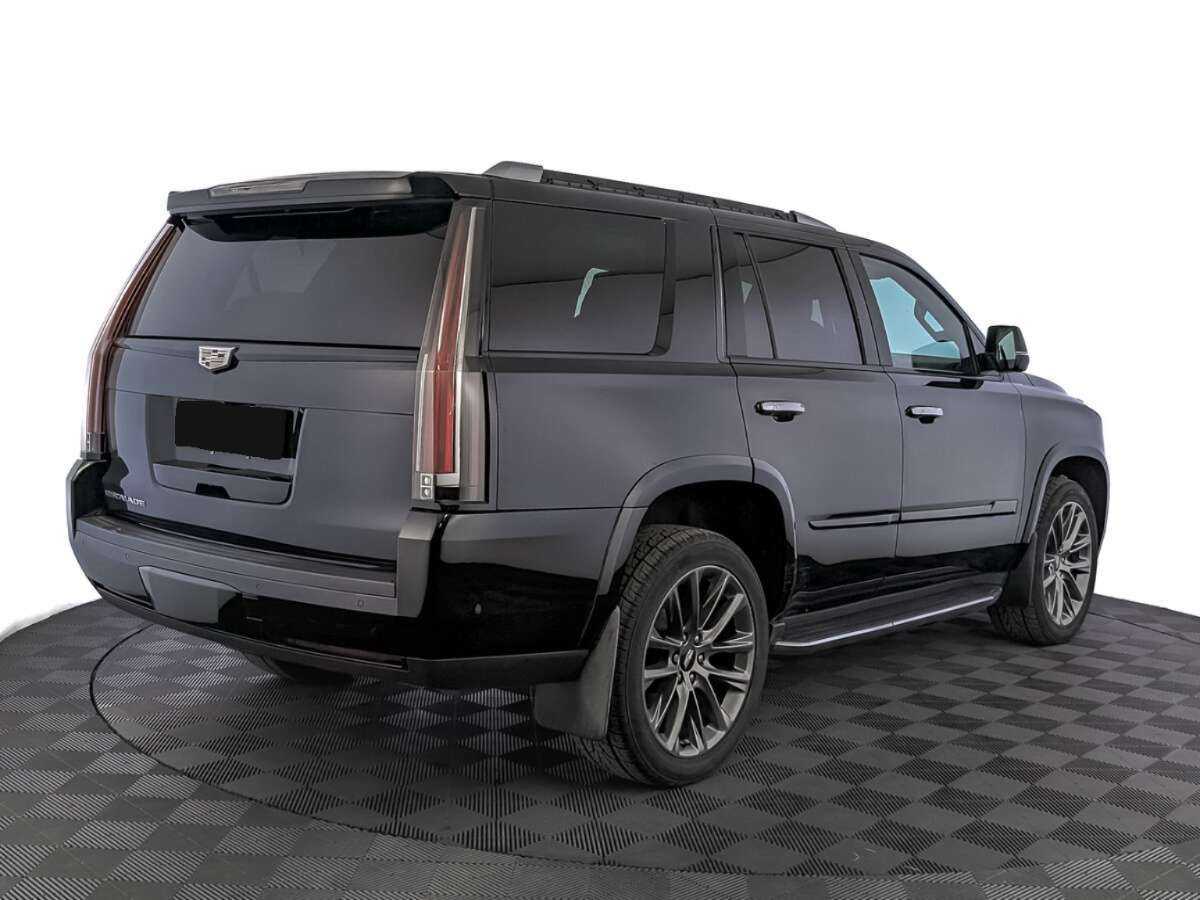 Cadillac Escalade с пробегом — 2019 год. Фото: #3
