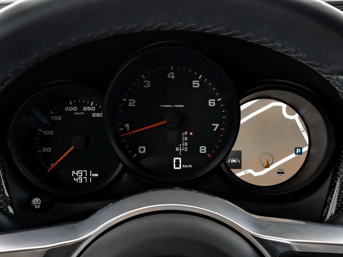 Porsche Macan с пробегом — 2020 год. Фото: #11