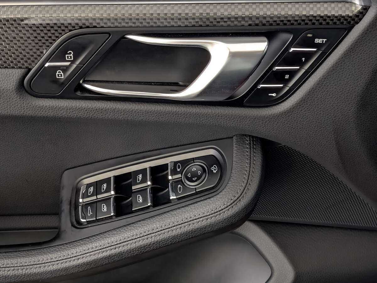 Porsche Macan с пробегом — 2020 год. Фото: #21