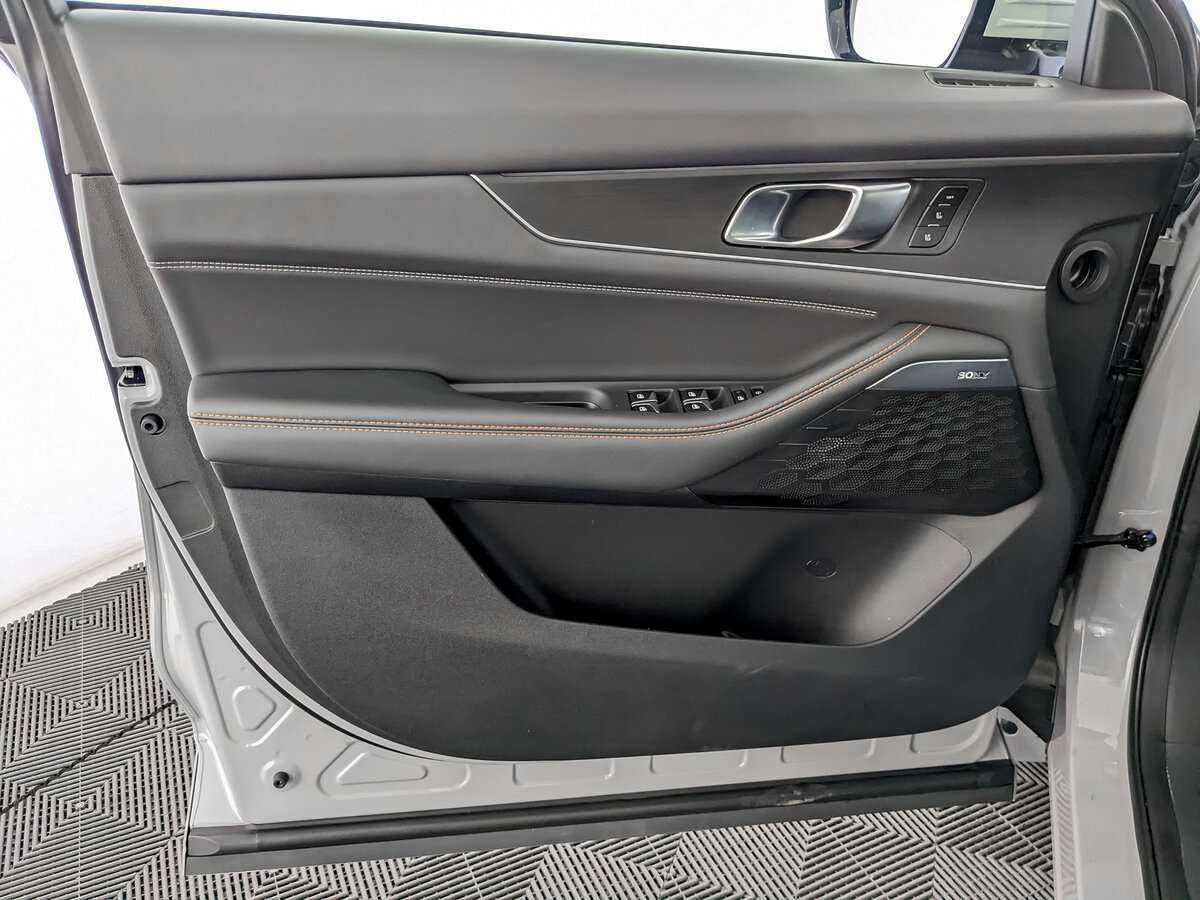 Changan UNI-K с пробегом — 2022 год. Фото: #14