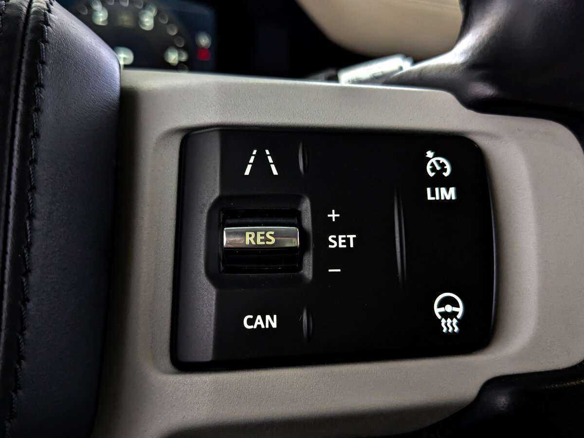 Land Rover Defender с пробегом — 2021 год. Фото: #20