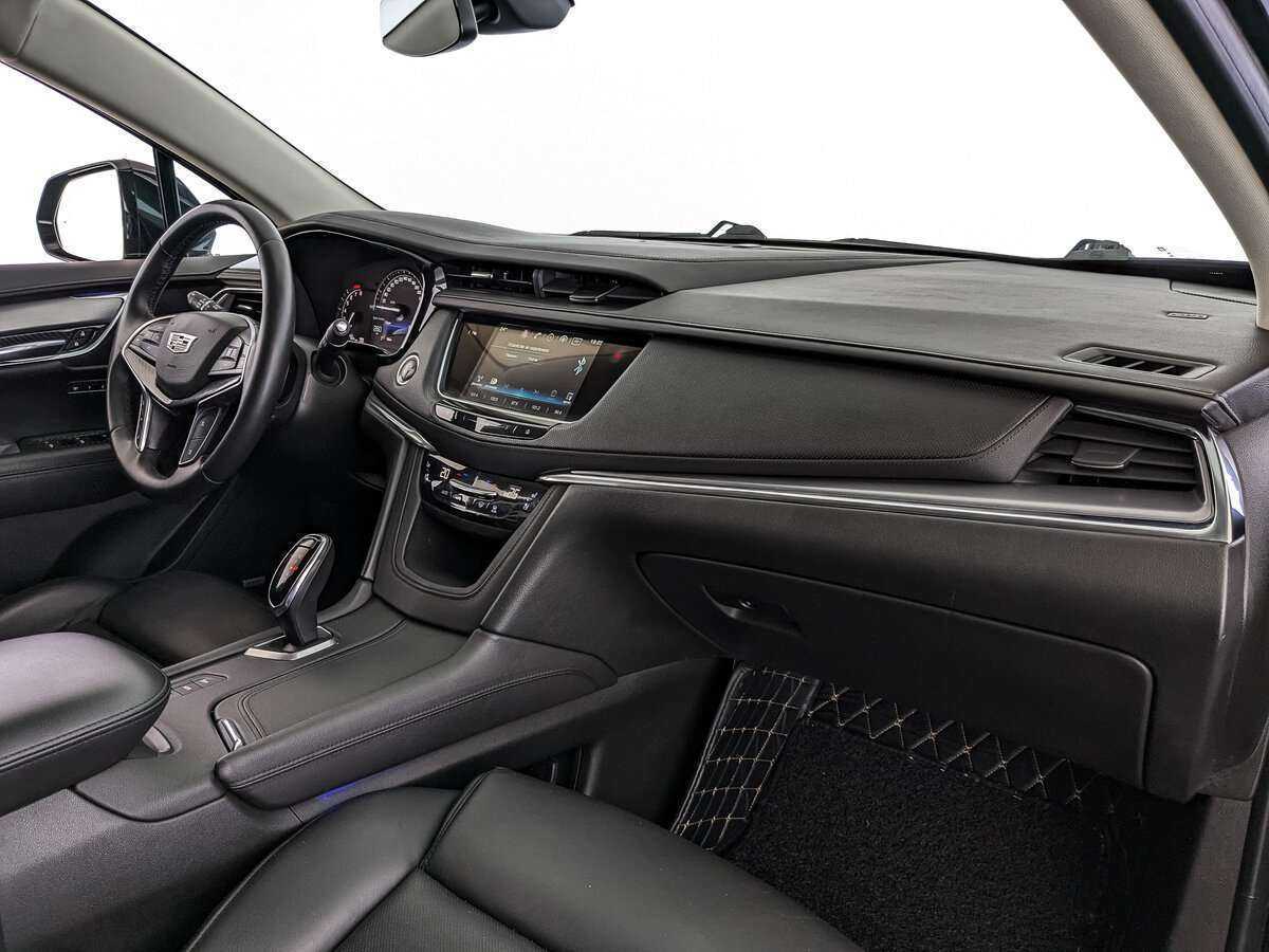 Cadillac XT5 с пробегом — 2016 год. Фото: #8