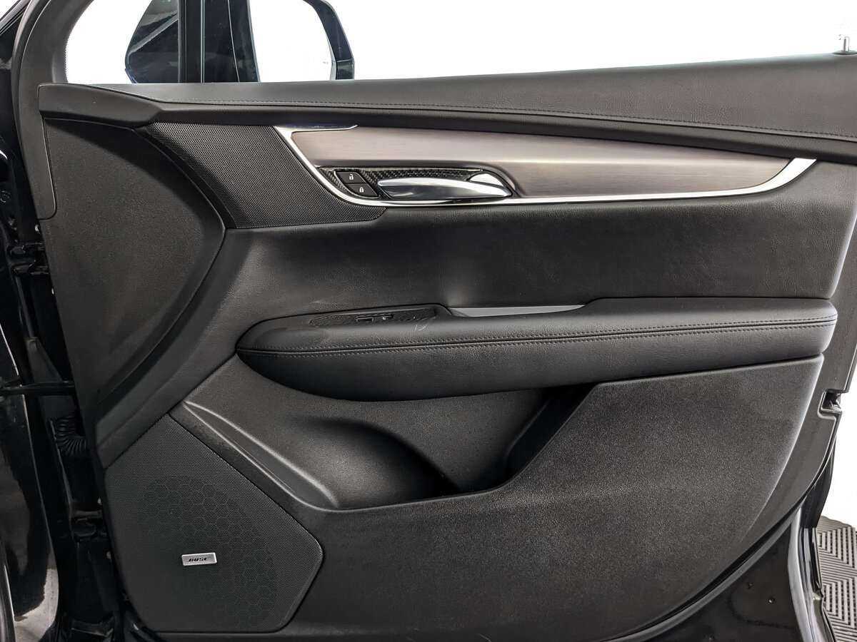 Cadillac XT5 с пробегом — 2016 год. Фото: #19