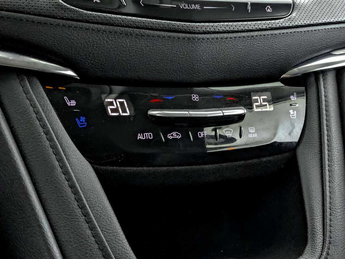 Cadillac XT5 с пробегом — 2016 год. Фото: #23