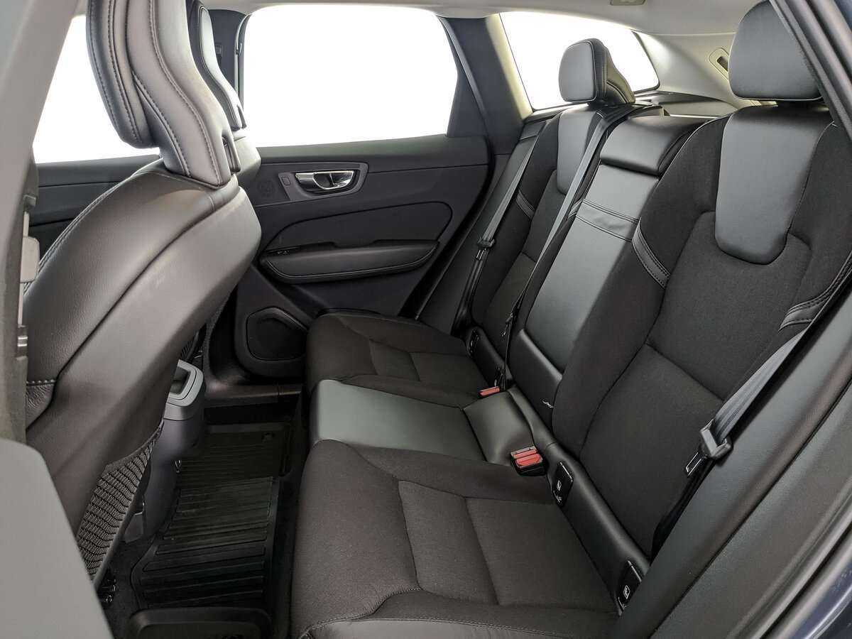 Volvo XC60 с пробегом — 2021 год. Фото: #13