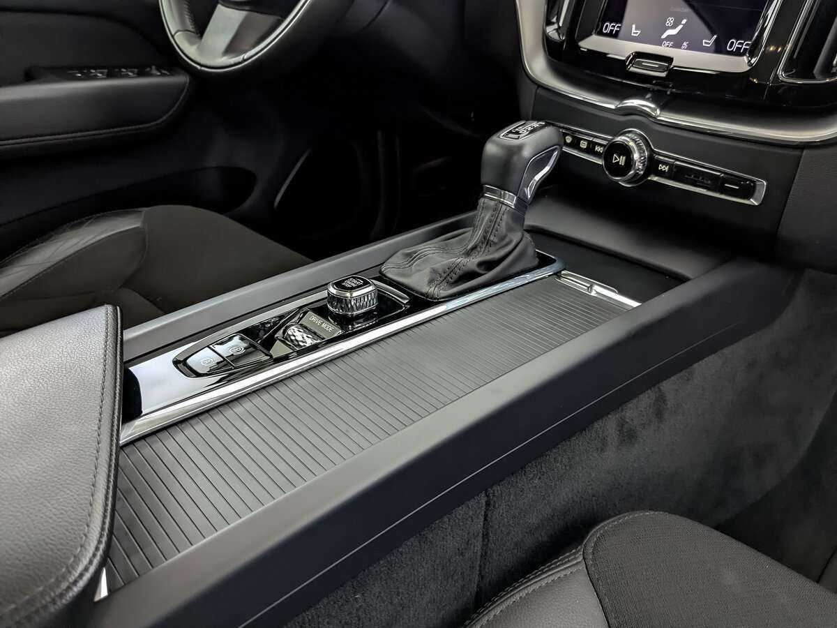 Volvo XC60 с пробегом — 2021 год. Фото: #21