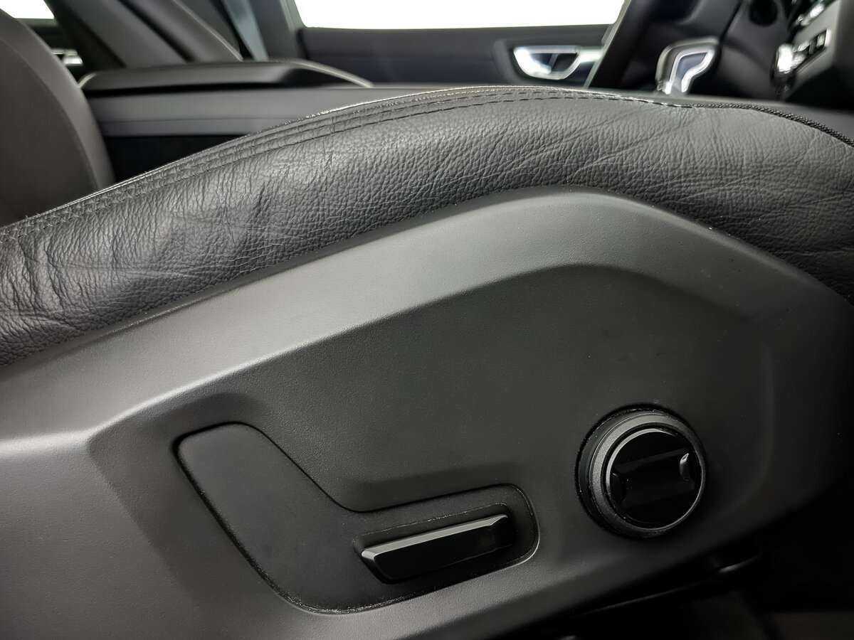 Volvo XC60 с пробегом — 2021 год. Фото: #22