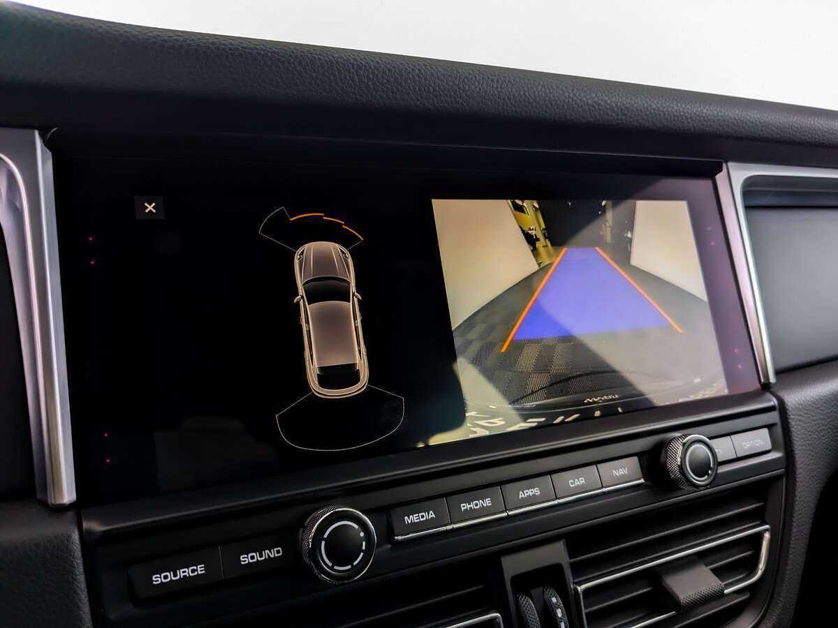 Porsche Macan с пробегом — 2021 год. Фото: #24