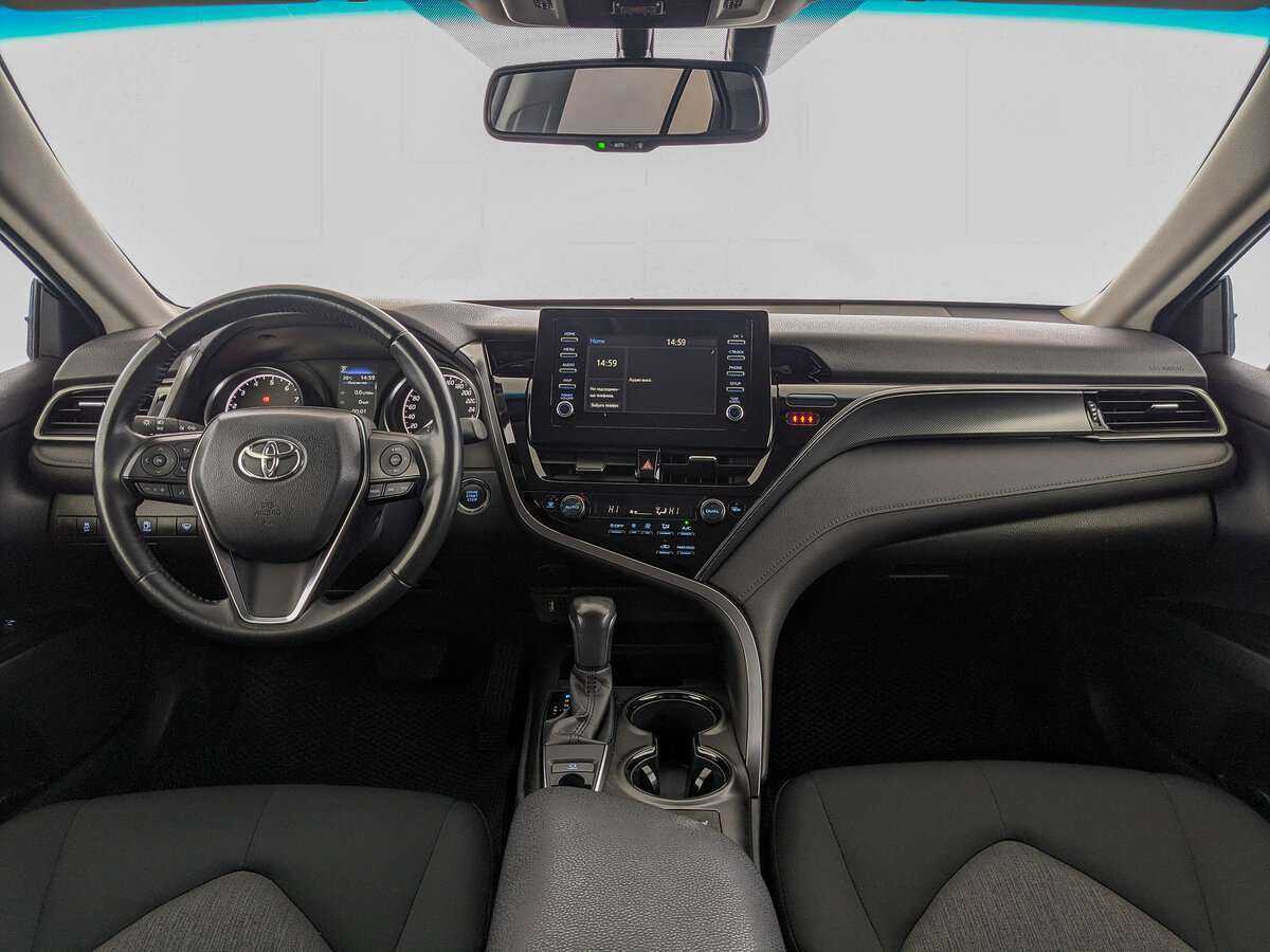 Toyota Camry с пробегом — 2022 год. Фото: #9