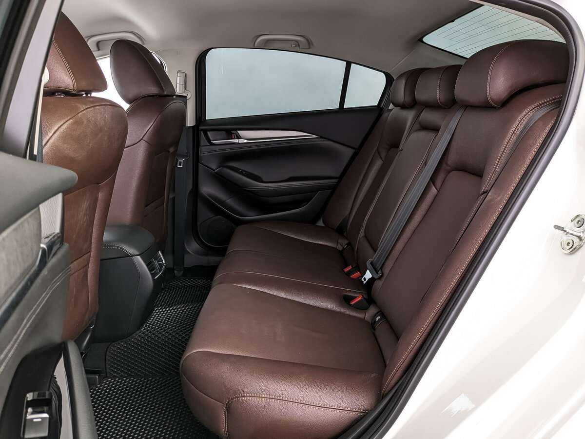 Mazda 6 с пробегом — 2021 год. Фото: #13